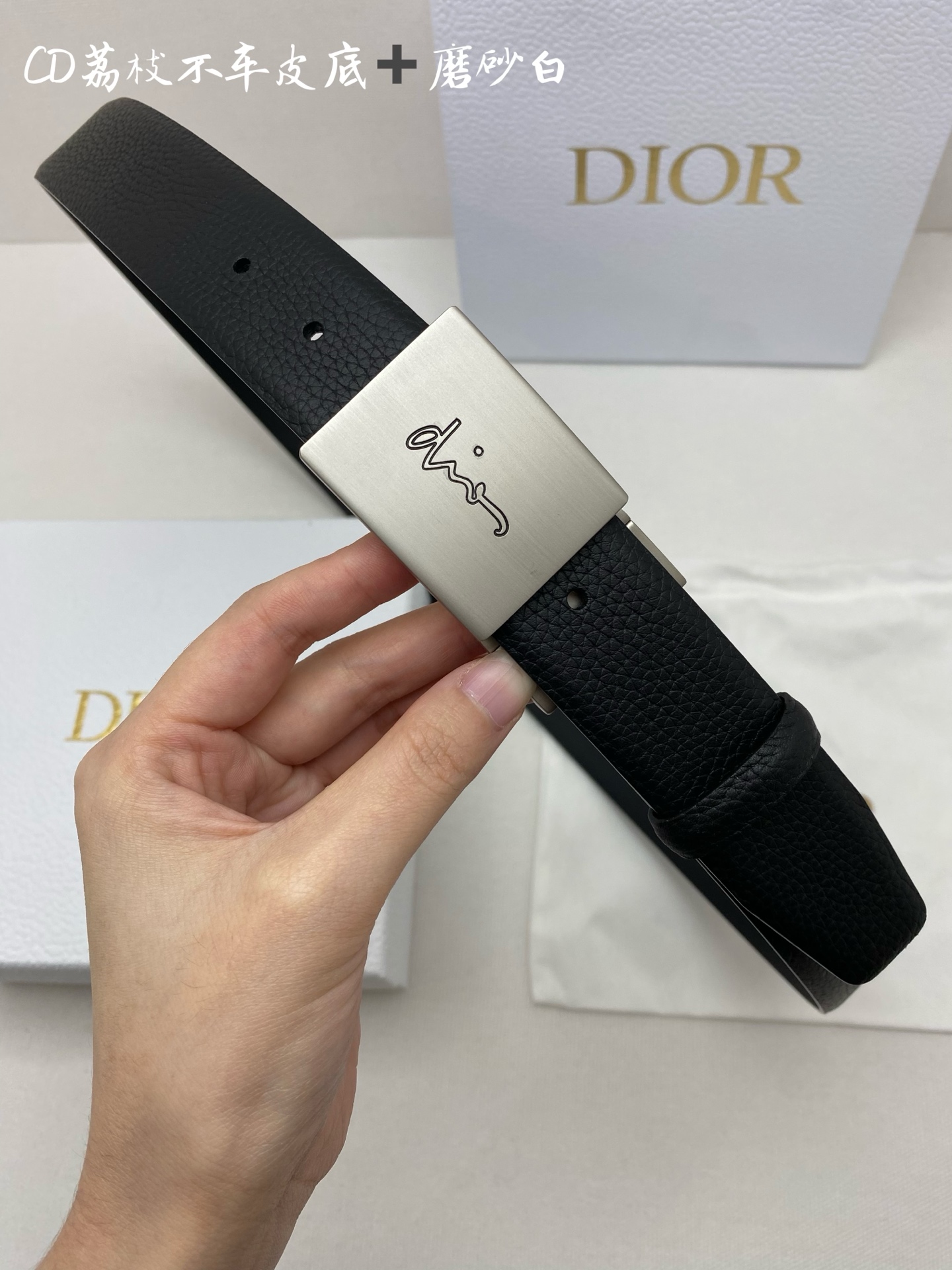 Dior迪奧全力打造精緻優雅心備佳品，五金採用精湛的處理工藝，头层牛皮 適用百搭💓寬度3.5cm
