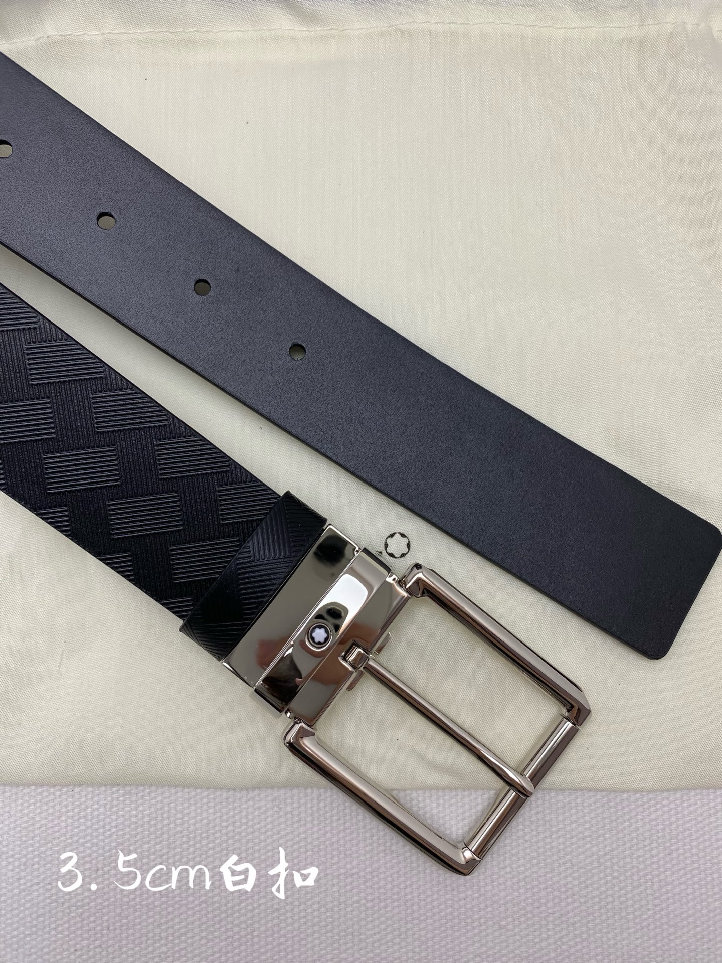 Montblanc万宝龙 宽3.5cm 采用头层牛皮 精品针式扣头 自由裁剪商务休闲皮带