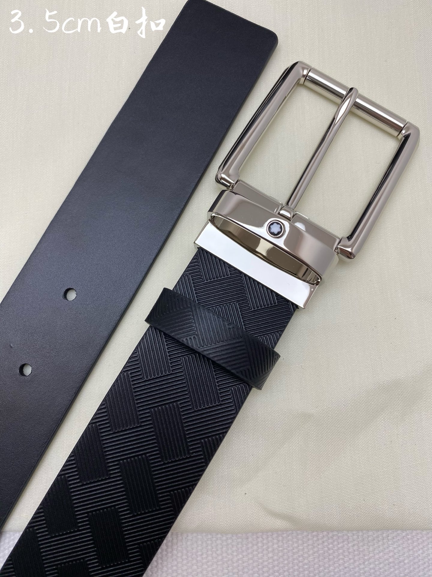 Montblanc万宝龙 宽3.5cm 采用头层牛皮 精品针式扣头 自由裁剪商务休闲皮带