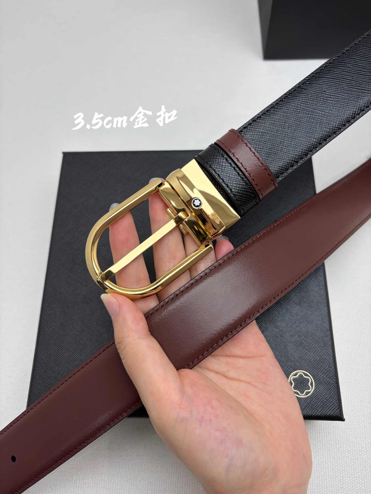 Montblanc万宝龙 宽3.5cm 采用头层牛皮 精品针式扣头 自由裁剪商务休闲皮带