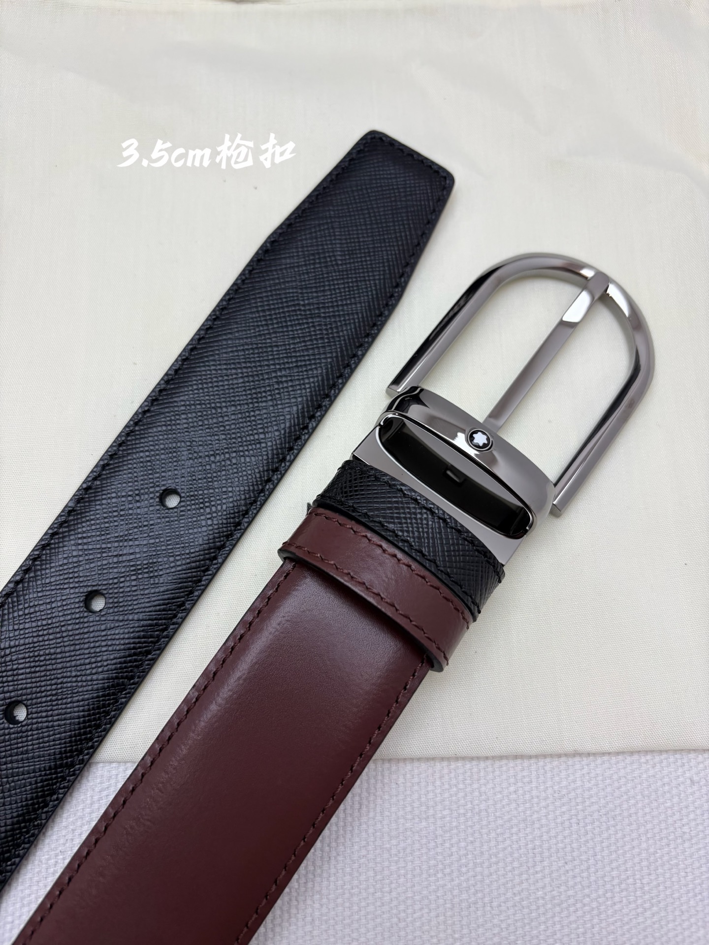 Montblanc万宝龙 宽3.5cm 采用头层牛皮 精品针式扣头 自由裁剪商务休闲皮带