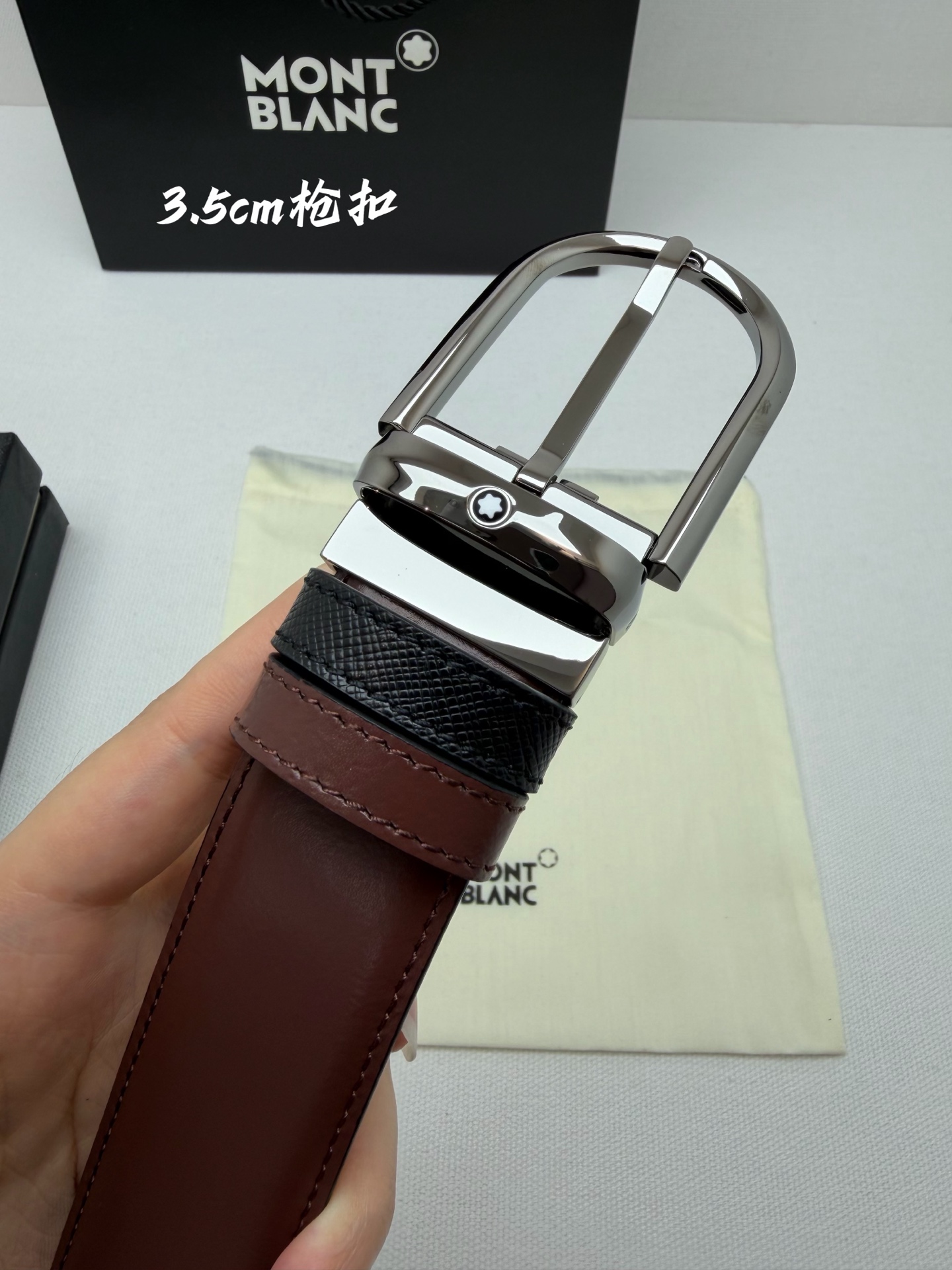 Montblanc万宝龙 宽3.5cm 采用头层牛皮 精品针式扣头 自由裁剪商务休闲皮带