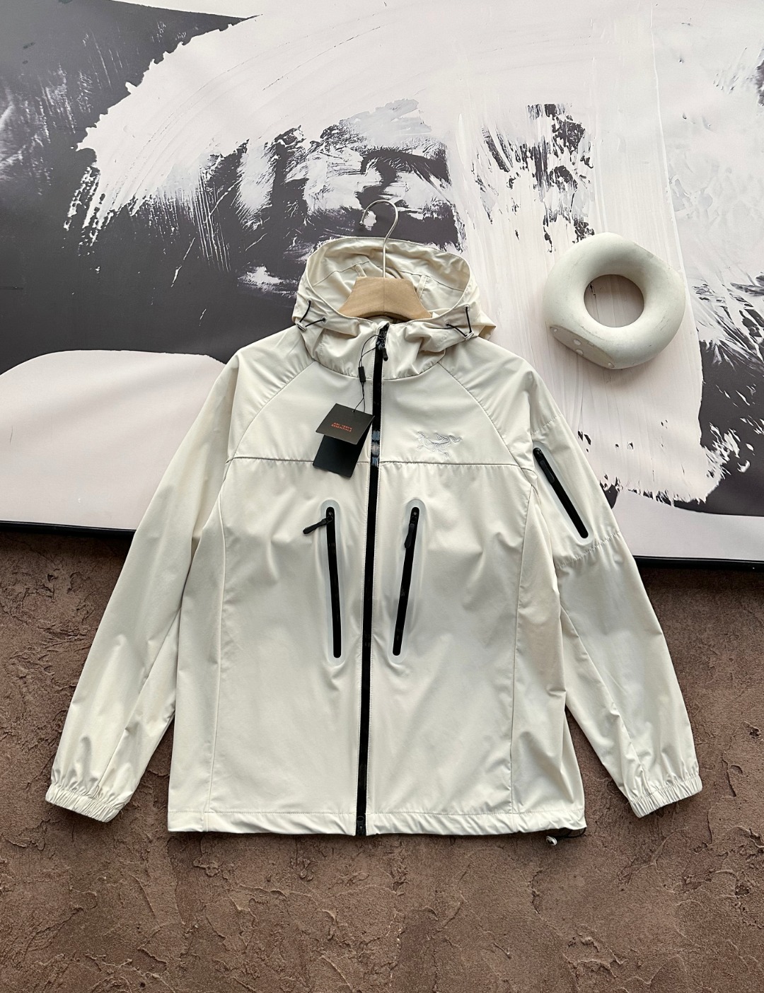 Chaqueta Ligera con Capucha Arc'teryx: Protección Solar y Transpirabilidad para Hombre y Mujer 13 o 1ipp3odtq153divv1lsl1pm7552o