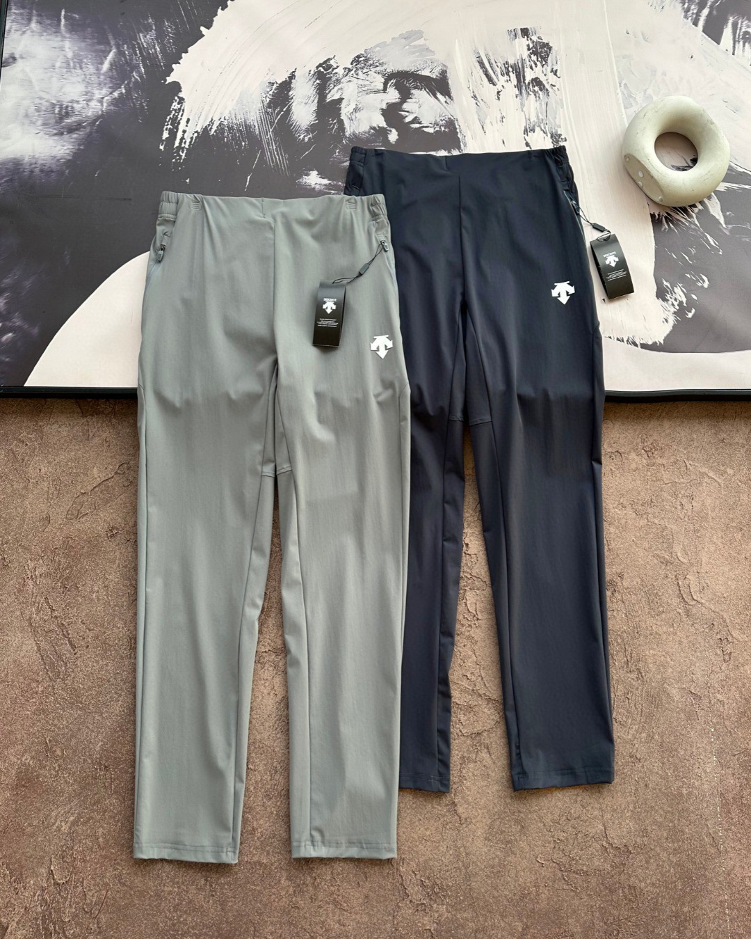 Alternative view of Shorts 08644