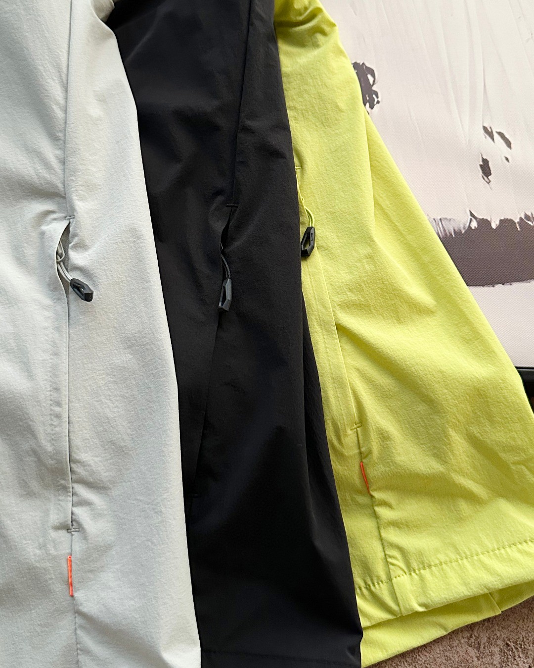 Chaqueta Ligera Descente con Capucha, Protección Solar y Transpirable para Hombre y Mujer 7 a1749376182024 8670