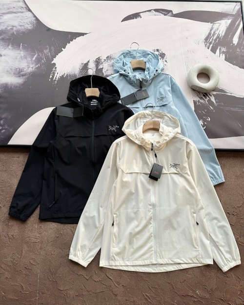 Chaqueta Ligera Arc'teryx con Capucha Desmontable y Protección Solar 28 Chaqueta Ligera Arc’teryx con Capucha Desmontable y Protección Solar