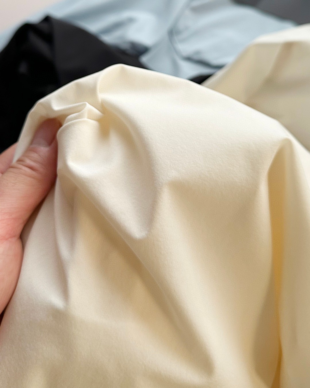 Chaqueta Ligera Arc'teryx con Capucha Desmontable y Protección Solar 22 a1750173347648 7313