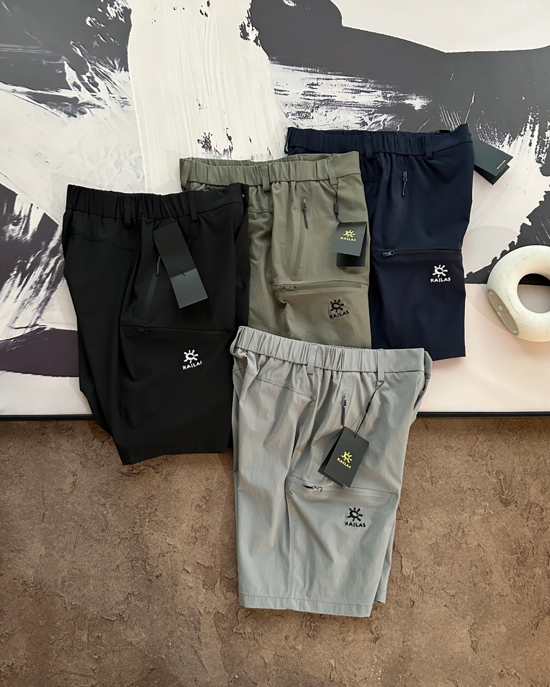 Alternative view of Shorts 07052