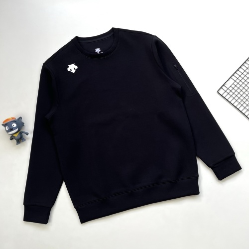 Descente High-End Air Cotton Crew Neck Sweatshirt - Soft & Comfortable 1 Descente High-End Air Cotton Crew Neck Sweatshirt - Soft & Comfortable