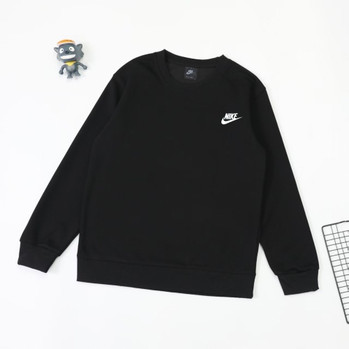 Nike 2025 Fall Classic Silicone Print Logo Crew Neck Sweatshirt 1 Nike 2025 Fall Classic Silicone Print Logo Crew Neck Sweatshirt
