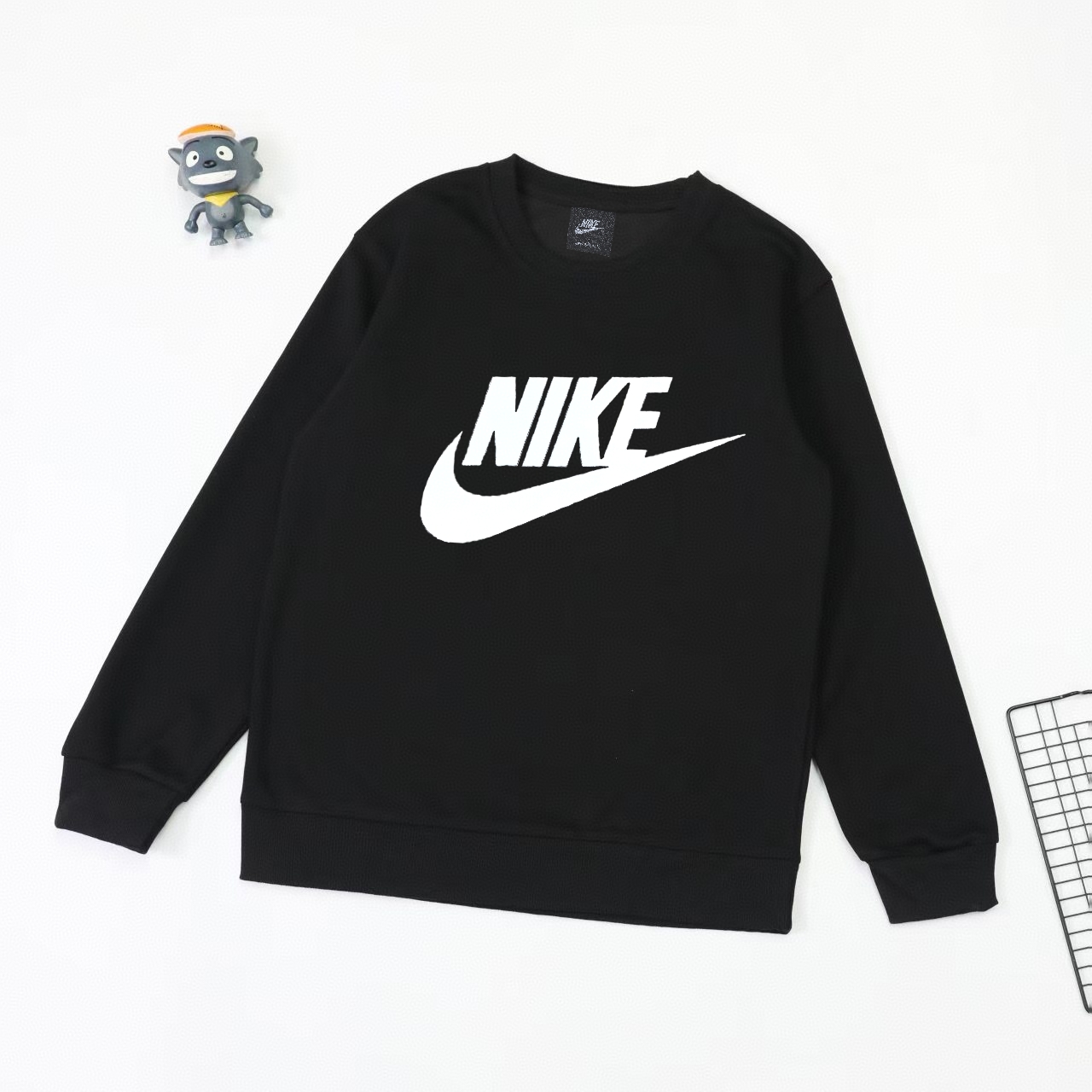Nike 2025 Classic Round Neck Sweatshirt with Silicone Print Logo - Heavyweight