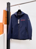 P295 Prada 2025 Chaqueta nueva de primavera, nuevos productos de espectáculos‼ La calidad es perfecta, cómoda y cálida cuando se usa en ambos lados, el color completo de tres estándares y el color atractivo, y el diseño muy destacado avanza fácilmente la sensación de moda. ¡meticuloso! ¡Una obra maestra de un diseñador de renombre! ¡La parte superior del cuerpo no se ve hinchada y súper guapo! Número de código spot: m ~ xxxl 1 P295 Prada 2025 Chaqueta nueva de primavera, nuevos productos de espectáculos‼ La calidad es perfecta, cómoda y cálida cuando se usa en ambos lados, el color completo de tres estándares y el color atractivo, y el diseño muy destacado avanza fácilmente la sensación de moda. ¡meticuloso! ¡Una obra maestra de un diseñador de renombre! ¡La parte superior del cuerpo no se ve hinchada y súper guapo! Número de código spot: m ~ xxxl