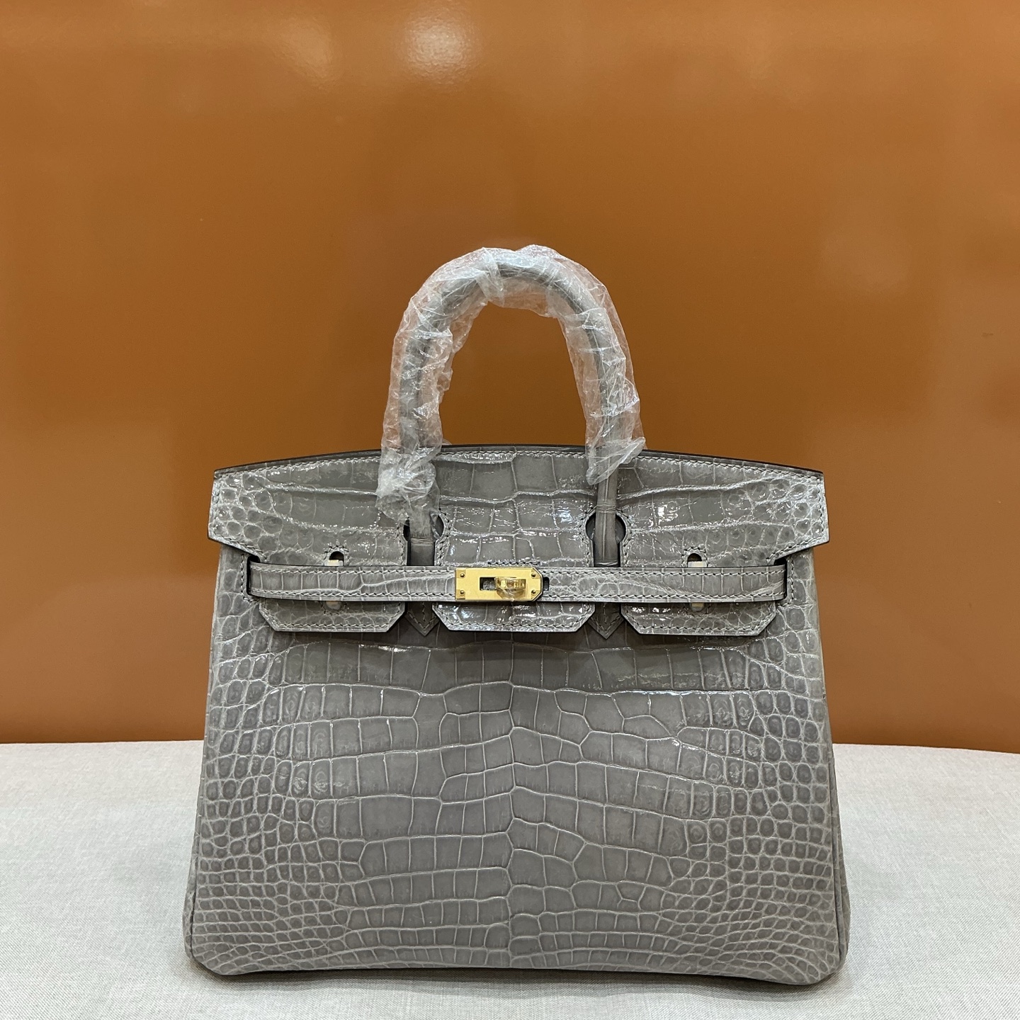 NO:919365,Spot real shot high-gloss platinum 25 glacier gray gold buckle, Hermes, hermes, Hermes,19860909现货实拍高光铂金25 冰川灰 金扣,爱马仕,hermes,Hermes,,Bag