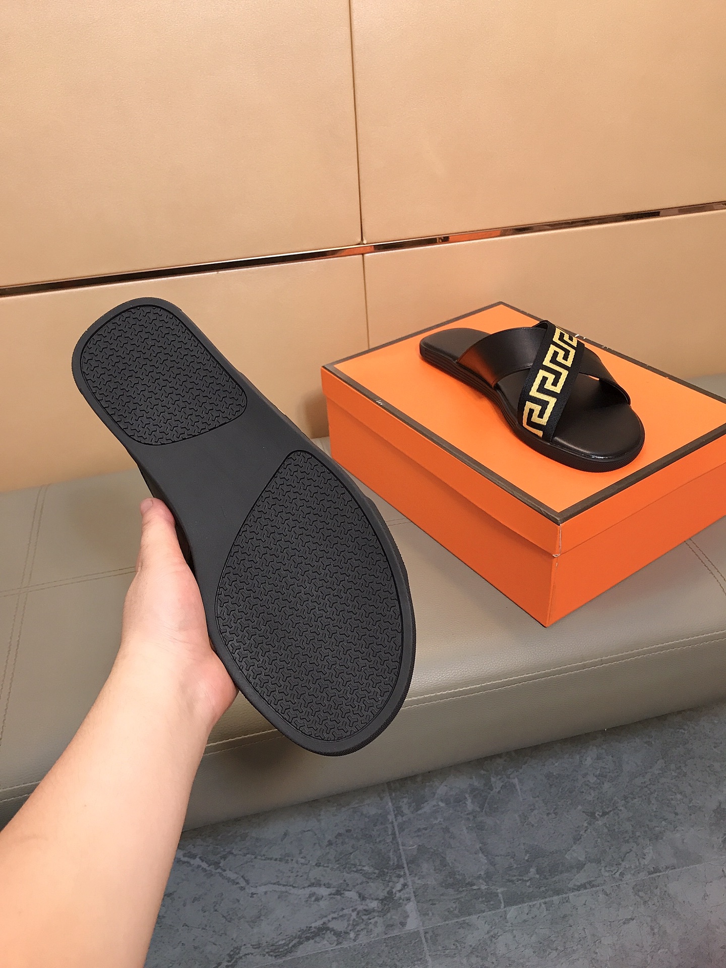 New Vanderstrel Slipper Series 2024: Stylish Men’s Elemental Slippers with Special Comfort Sole - 图片 9