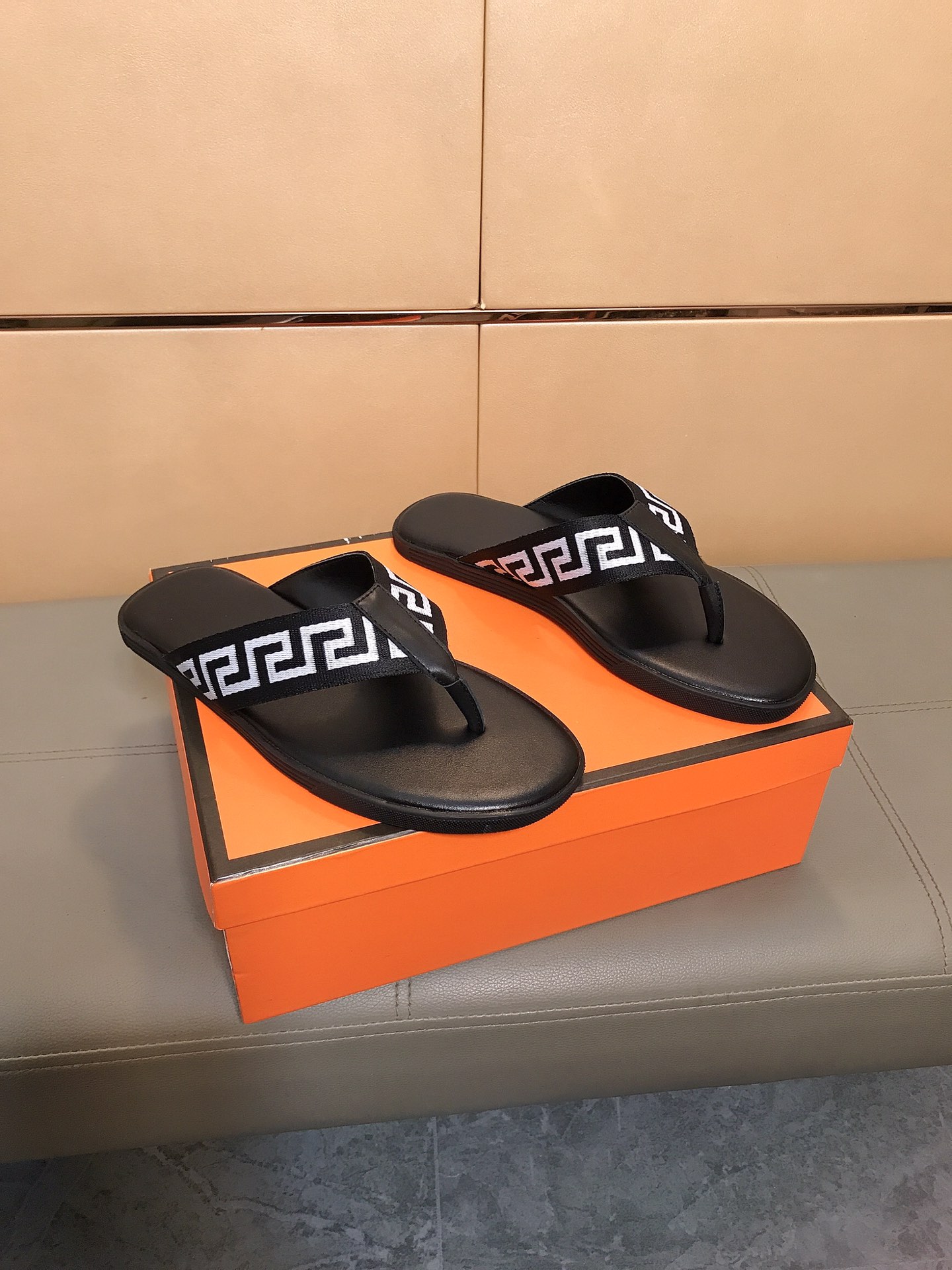 Introducing New Vanderstrel Slipper Series 2024: Comfortable and Stylish Men’s Footwear at Affordable Price - 图片 5