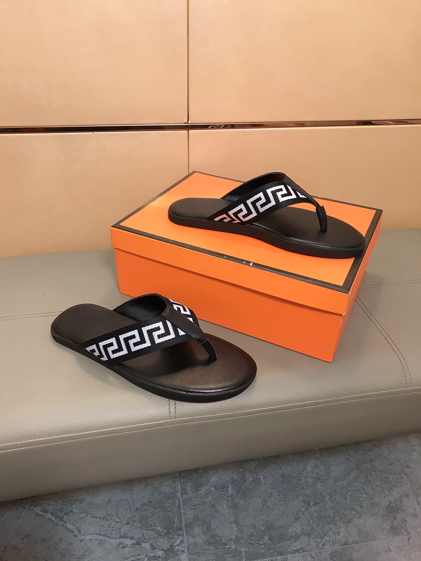 Introducing New Vanderstrel Slipper Series 2024: Comfortable and Stylish Men’s Footwear at Affordable Price - 图片 3