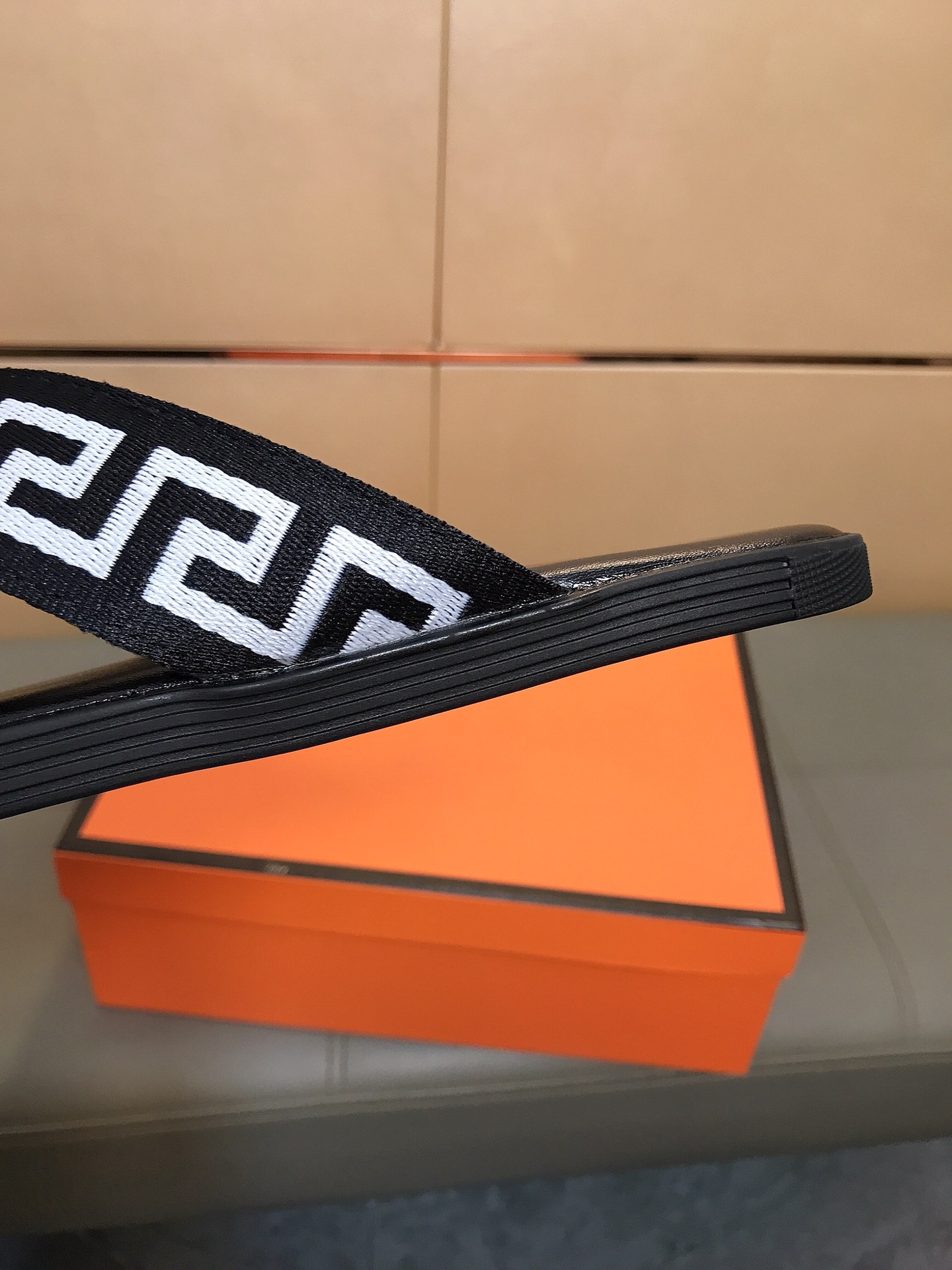 Introducing New Vanderstrel Slipper Series 2024: Comfortable and Stylish Men’s Footwear at Affordable Price - 图片 7