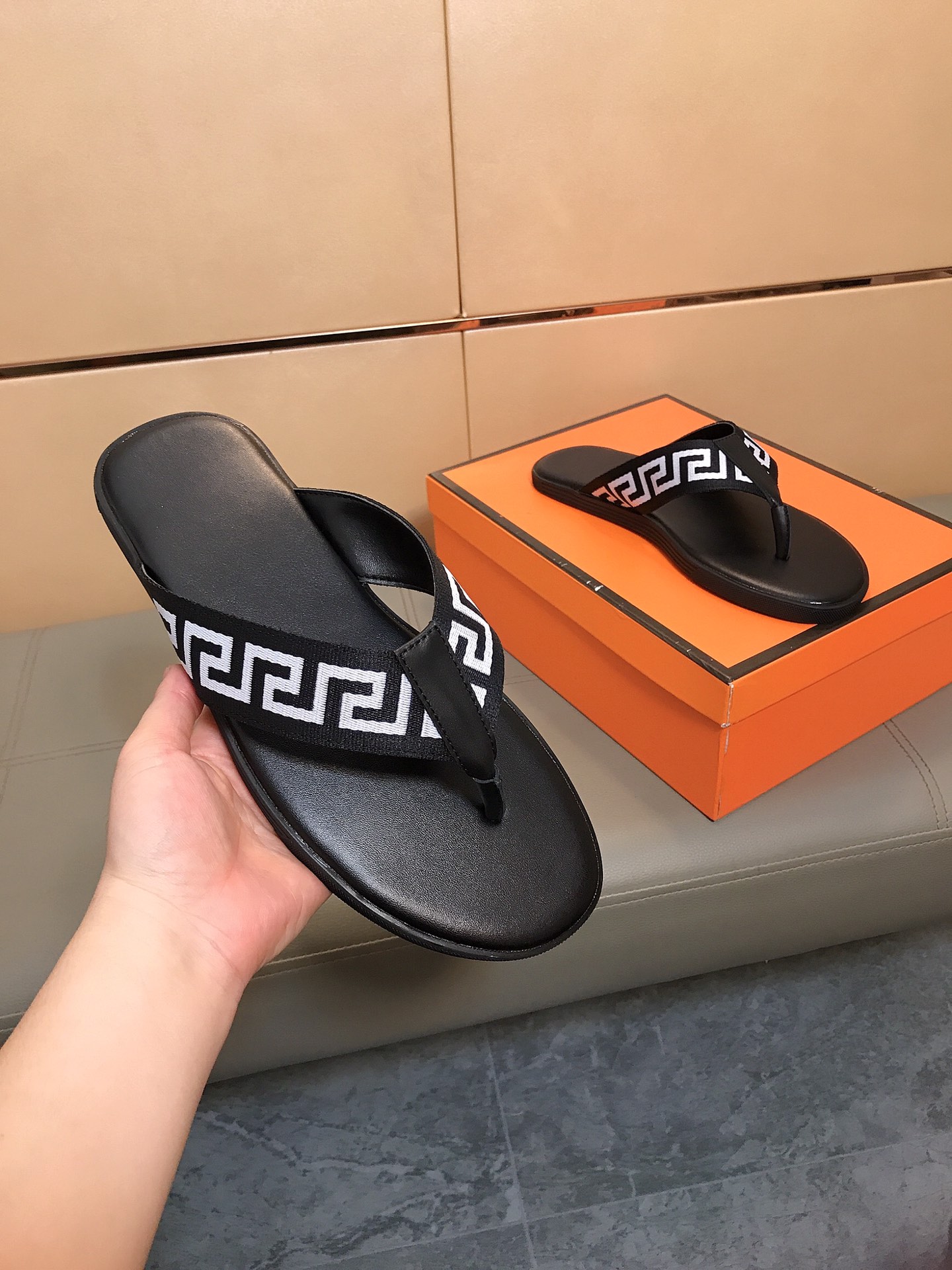 Introducing New Vanderstrel Slipper Series 2024: Comfortable and Stylish Men’s Footwear at Affordable Price - 图片 4