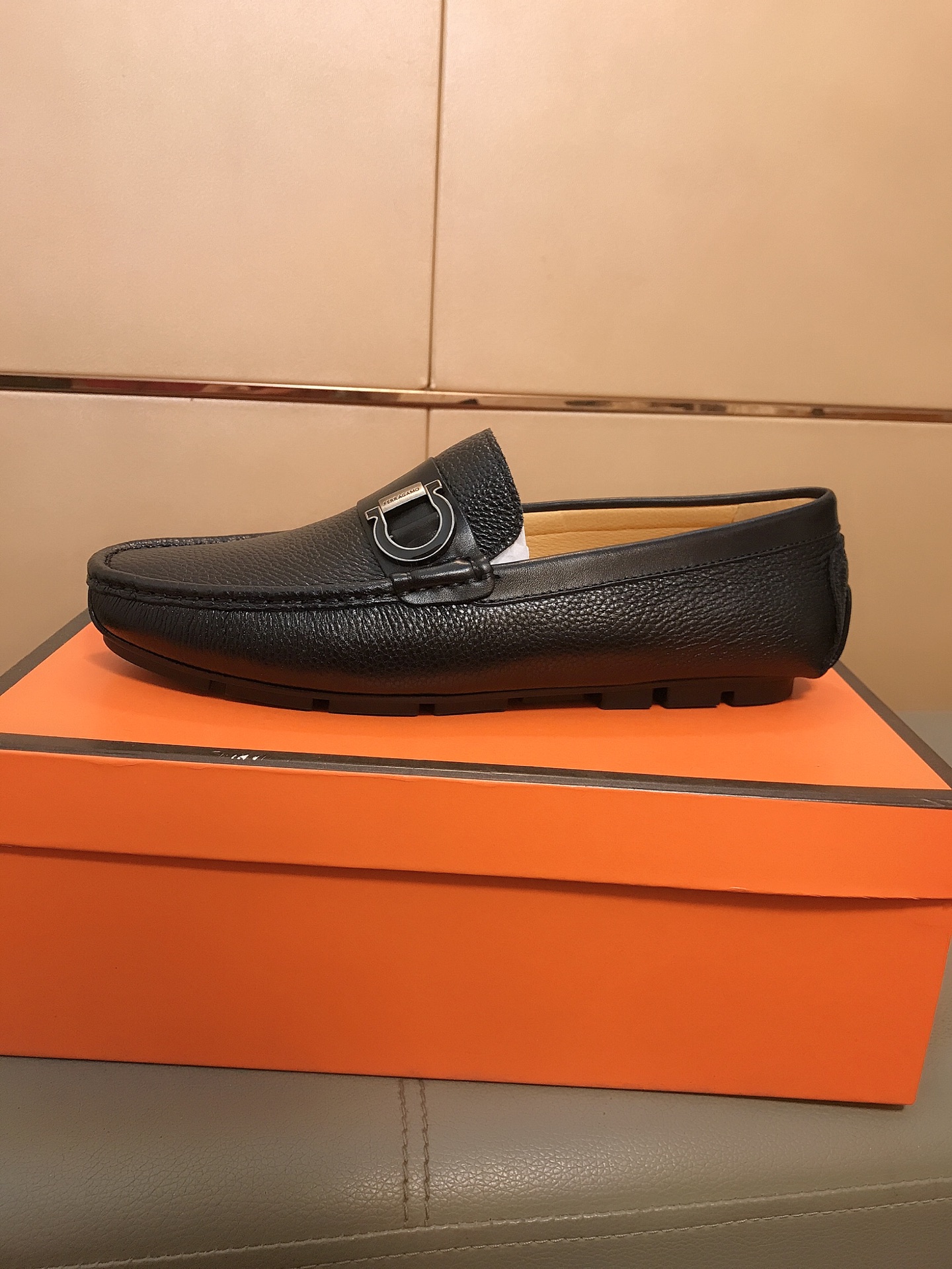 _dfq9s8BEXyALWcYcxyDxT-Q1HvPgq8RgNS_QZmA