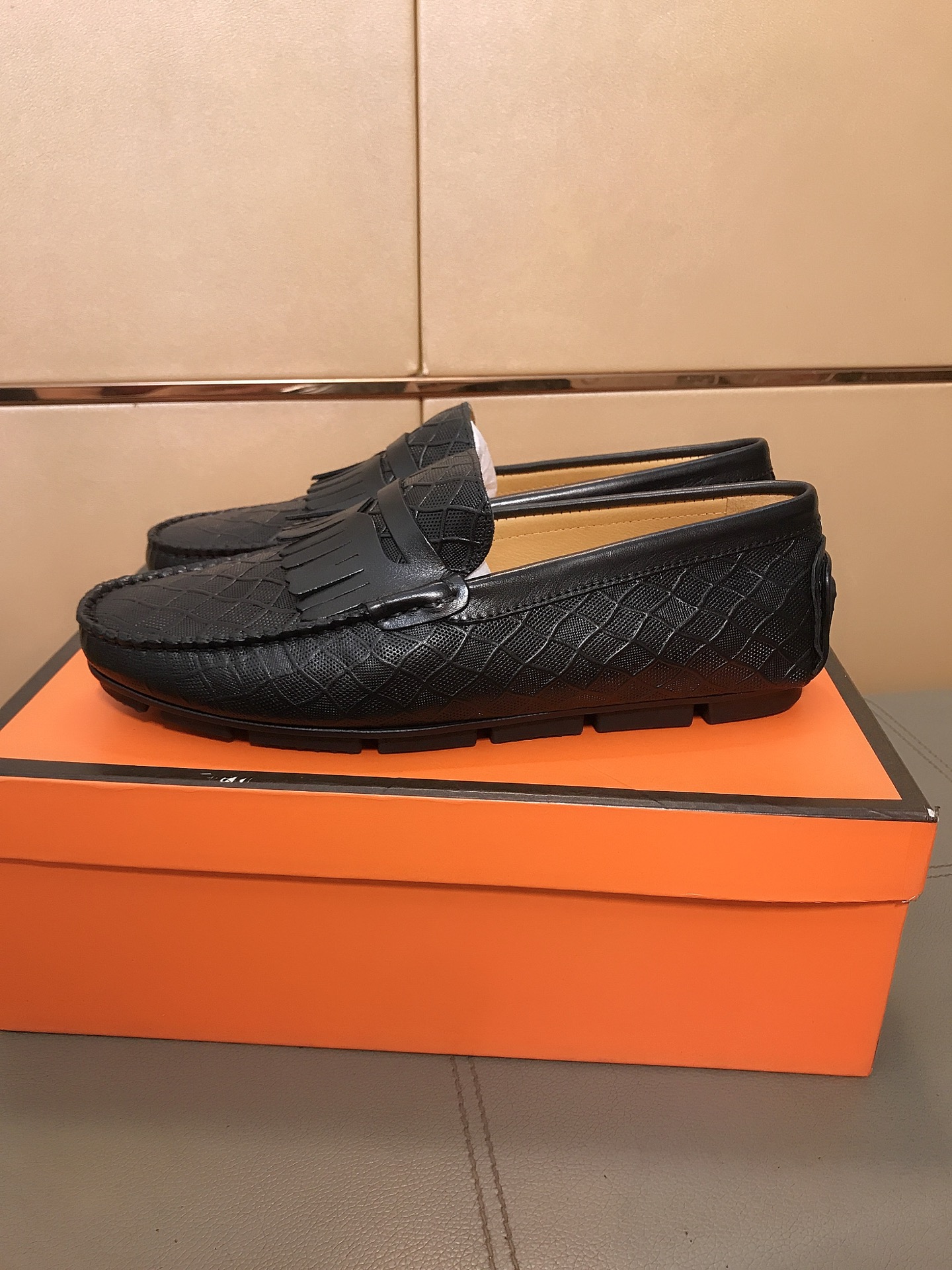 _dLR9s_49evayEyoqtUw5dgbZFq3DT3DkhIRcR5g