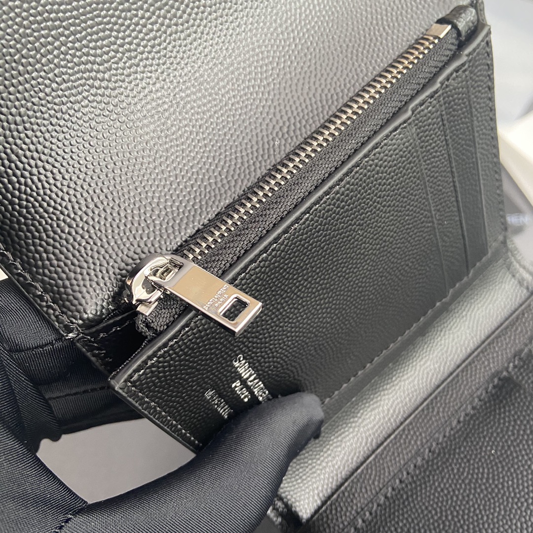 Saint Laurent 五金 MATELASSE短款粒面壓印皮革三折短包