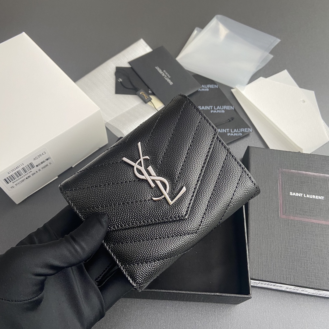 Saint Laurent 五金 MATELASSE短款粒面壓印皮革三折短包