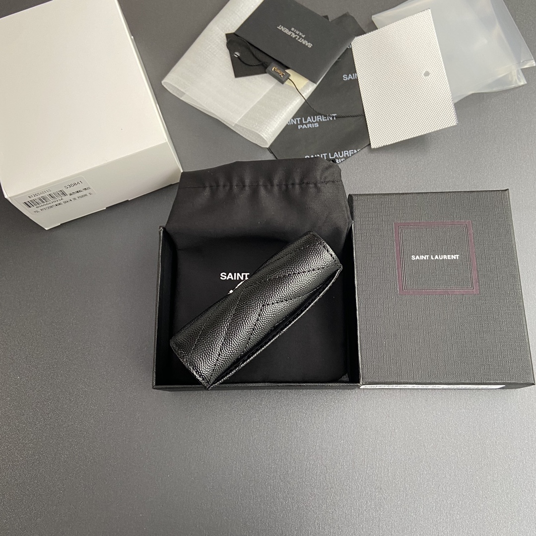 Saint Laurent 五金 MATELASSE短款粒面壓印皮革卡包