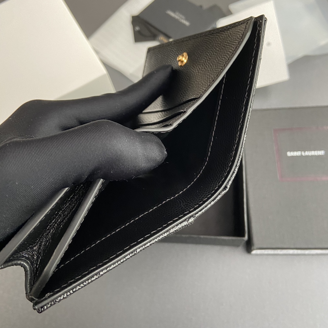 Saint Laurent 五金 MATELASSE短款粒面壓印皮革卡包