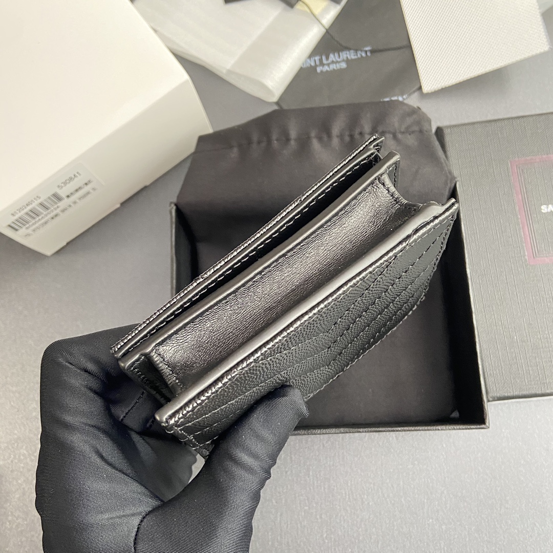 Saint Laurent 五金 MATELASSE短款粒面壓印皮革卡包