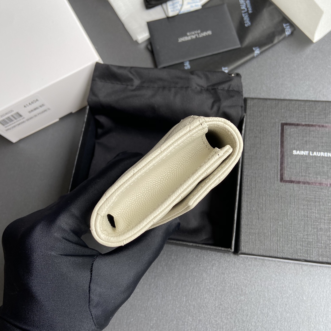 Prada 五金 MATELASSE短款粒面壓印皮革信封錢包