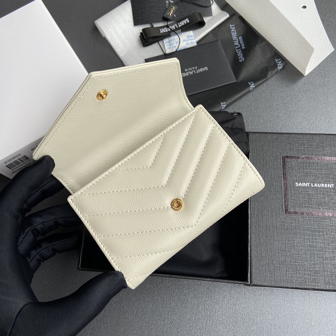 Prada 五金 MATELASSE短款粒面壓印皮革信封錢包