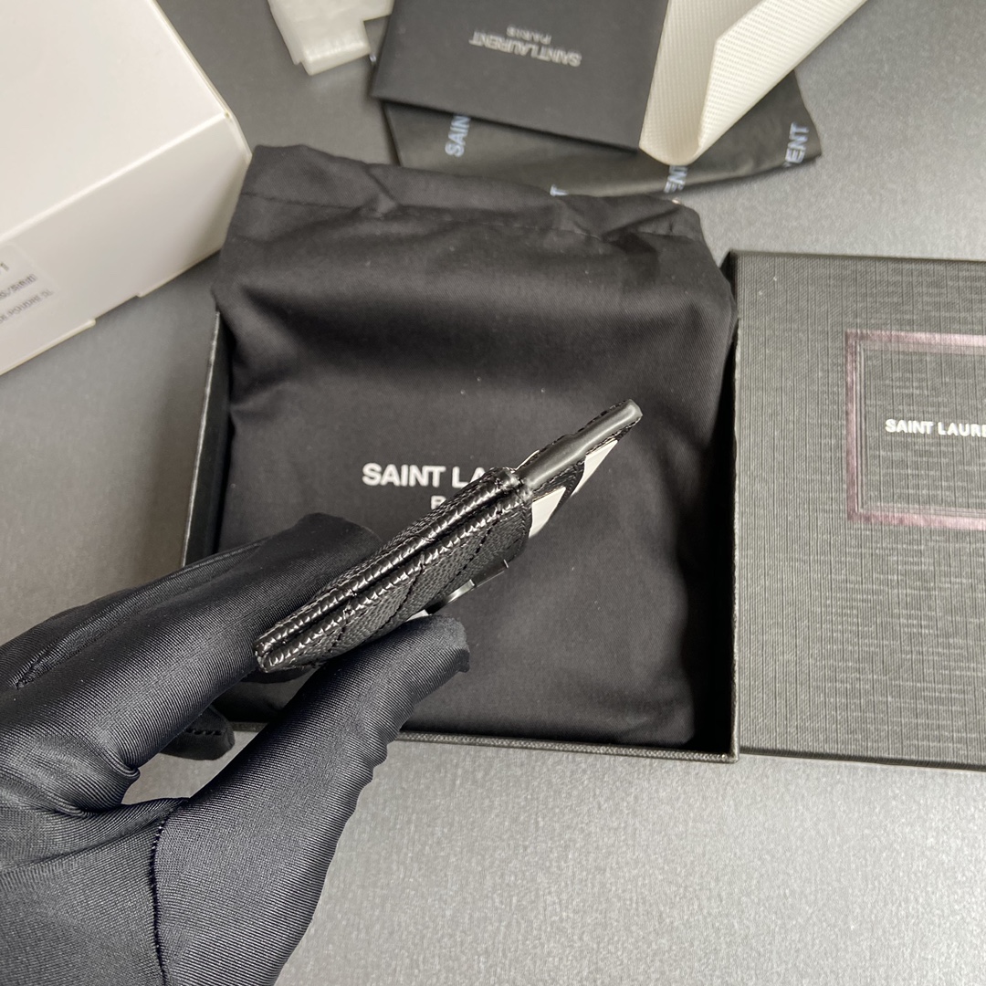 Saint Laurent 五金 MATELASSE粒面壓印皮革卡包