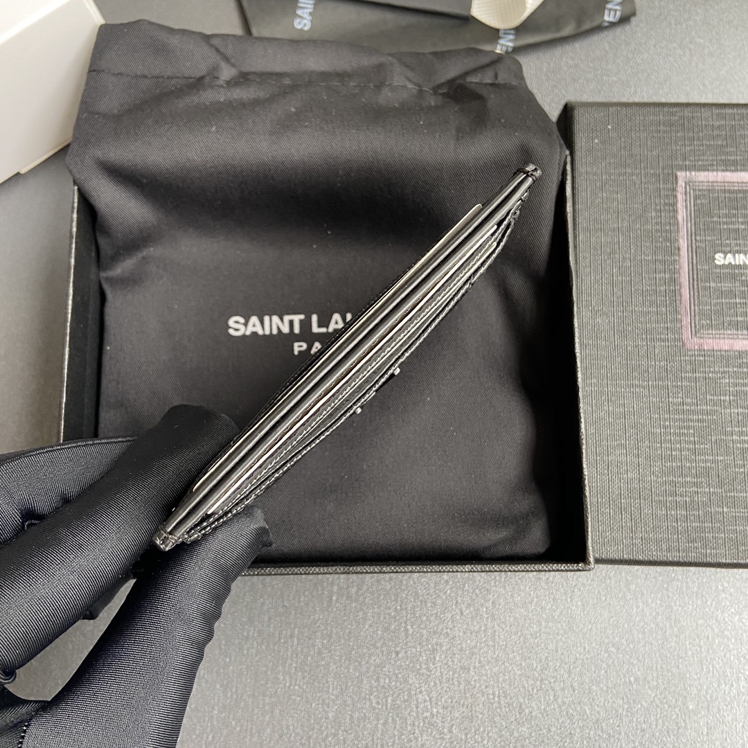 Saint Laurent 五金 MATELASSE粒面壓印皮革卡包