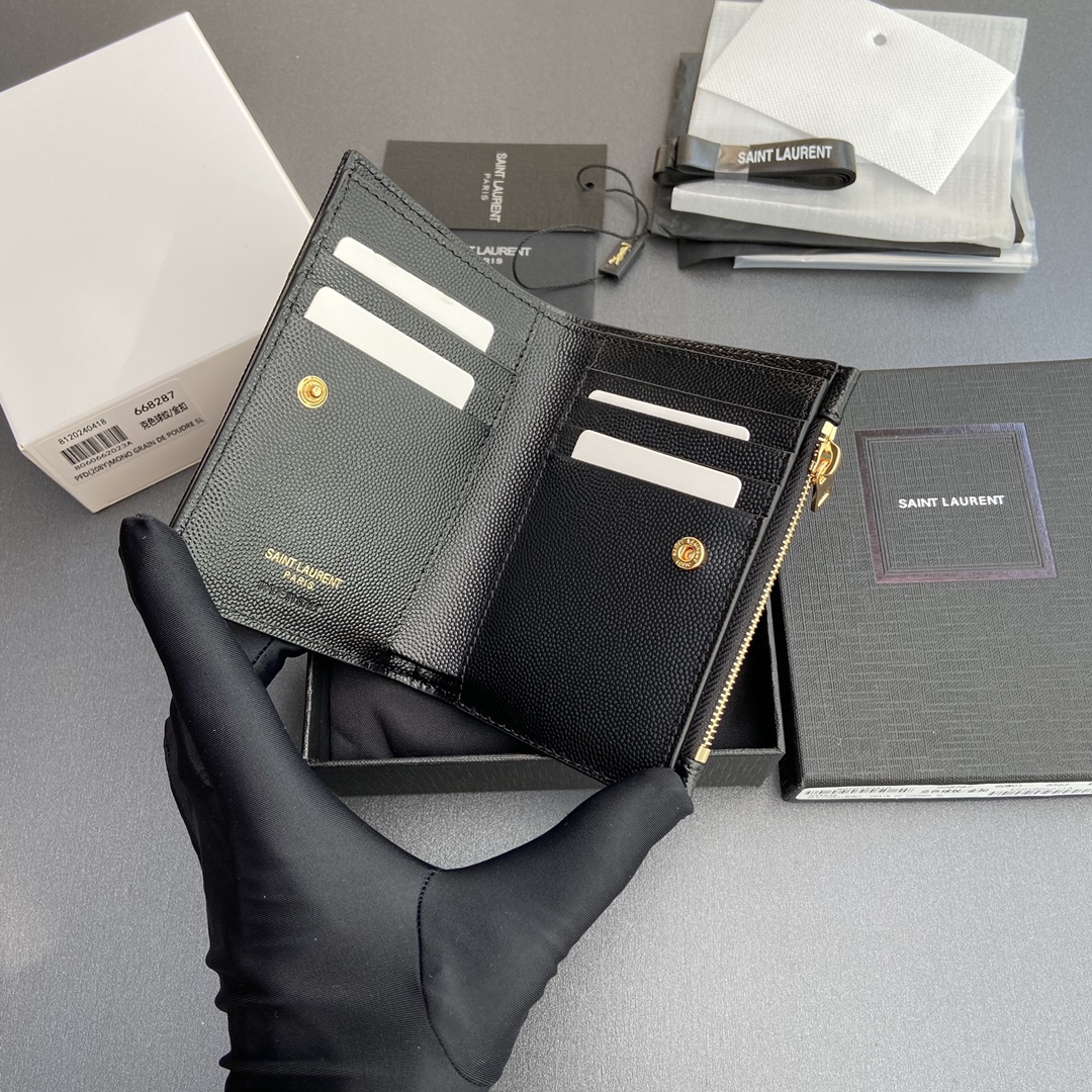 Saint Laurent 五金 .MATELASSE粒面压印皮革拉链双折钱包