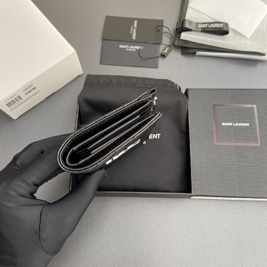 Saint Laurent 五金 .MATELASSE粒面压印皮革拉链双折钱包