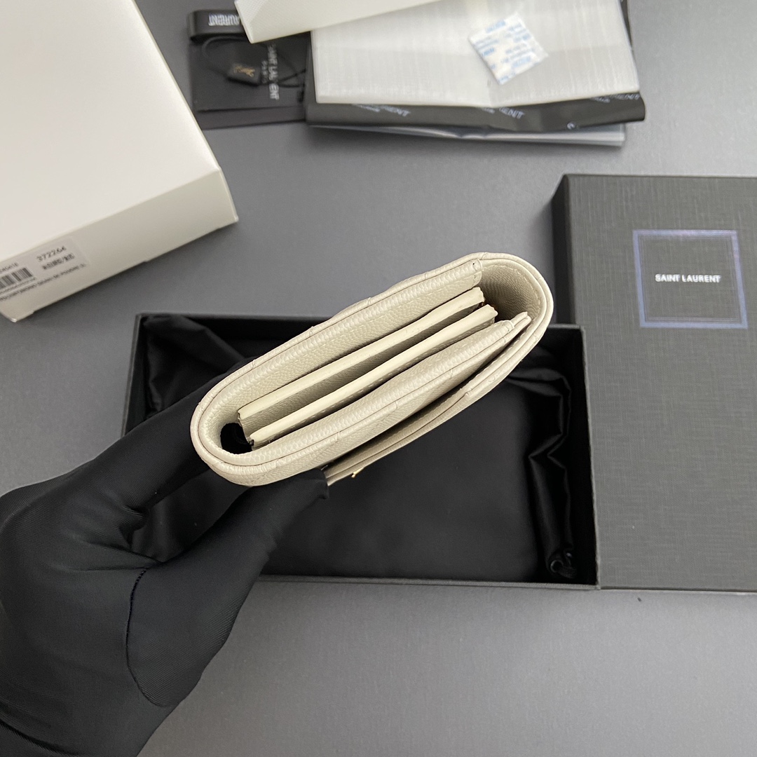 Saint Laurent 五金 MATELASSE翻盖粒面压印皮革钱包