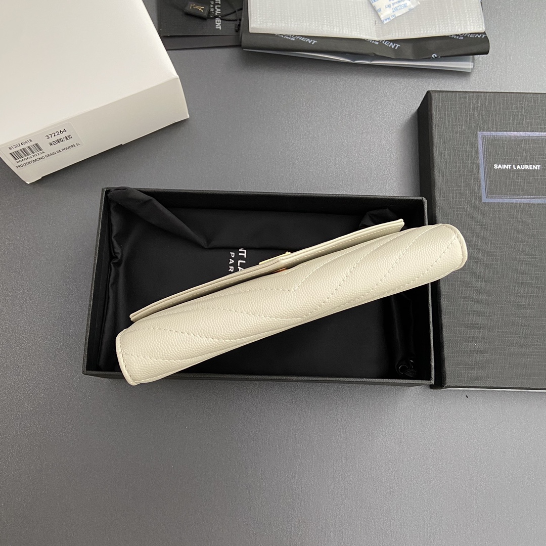 Saint Laurent 五金 MATELASSE翻盖粒面压印皮革钱包