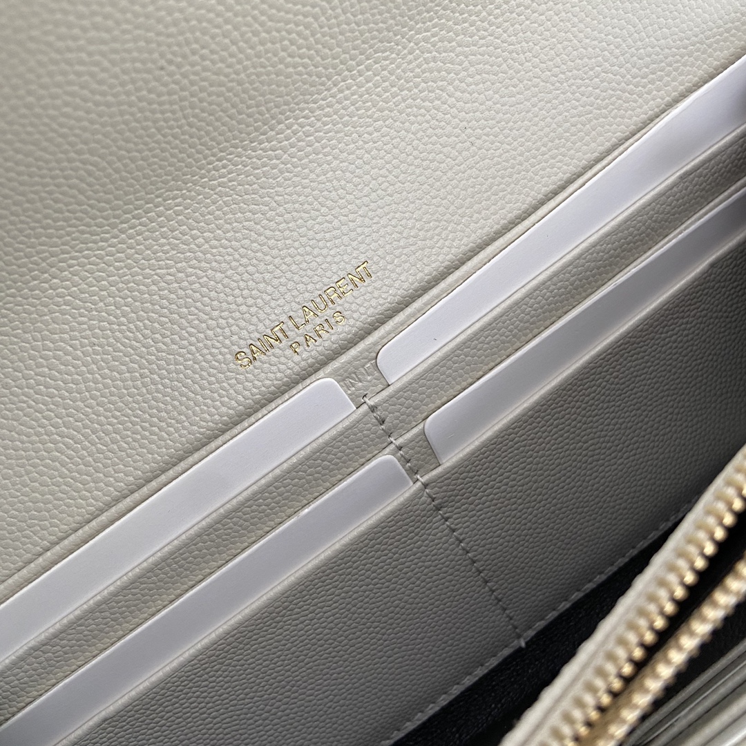 Saint Laurent 五金 MATELASSE翻盖粒面压印皮革钱包