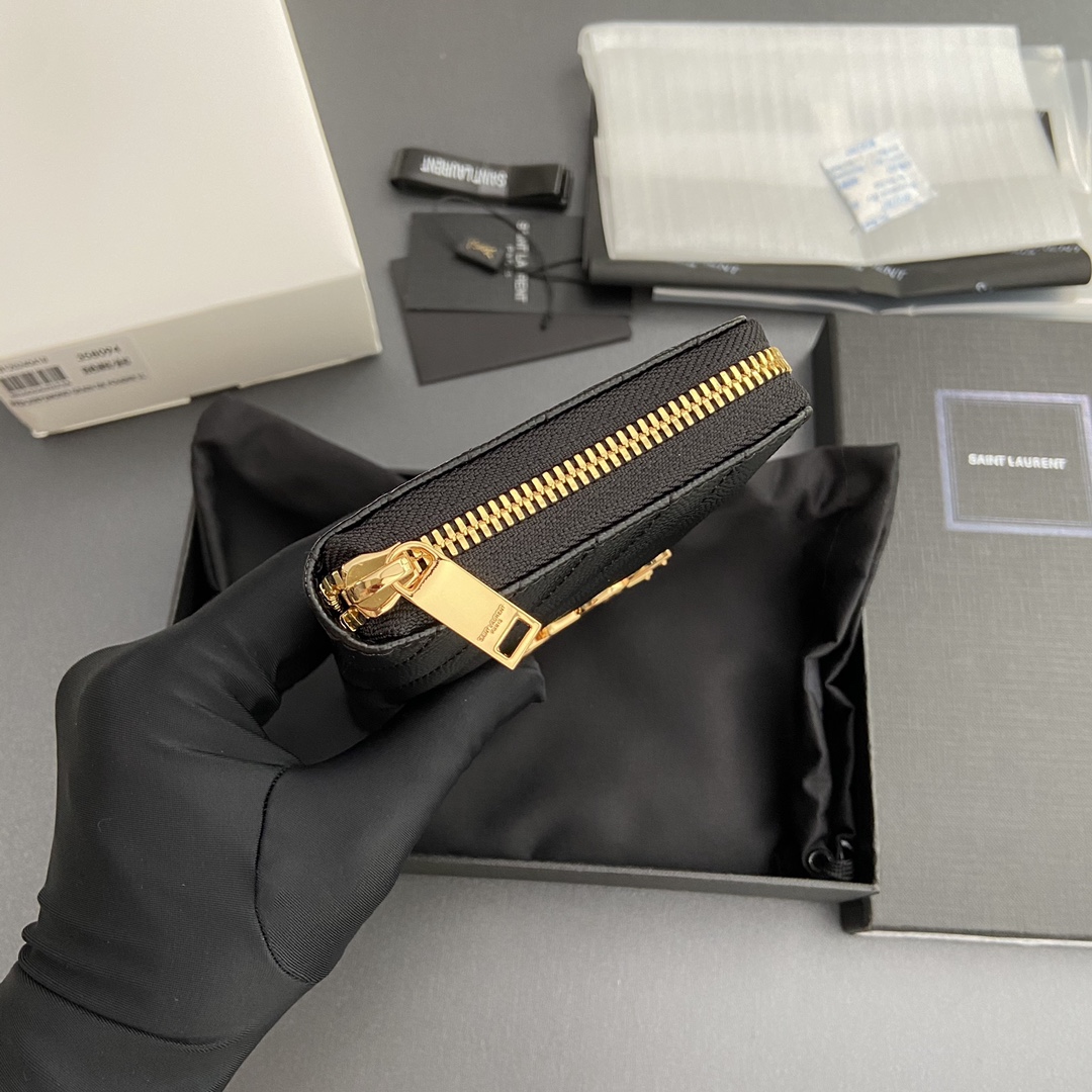 Saint Laurent 五金 MATELASSE翻盖粒面压印皮革环绕式拉链钱包