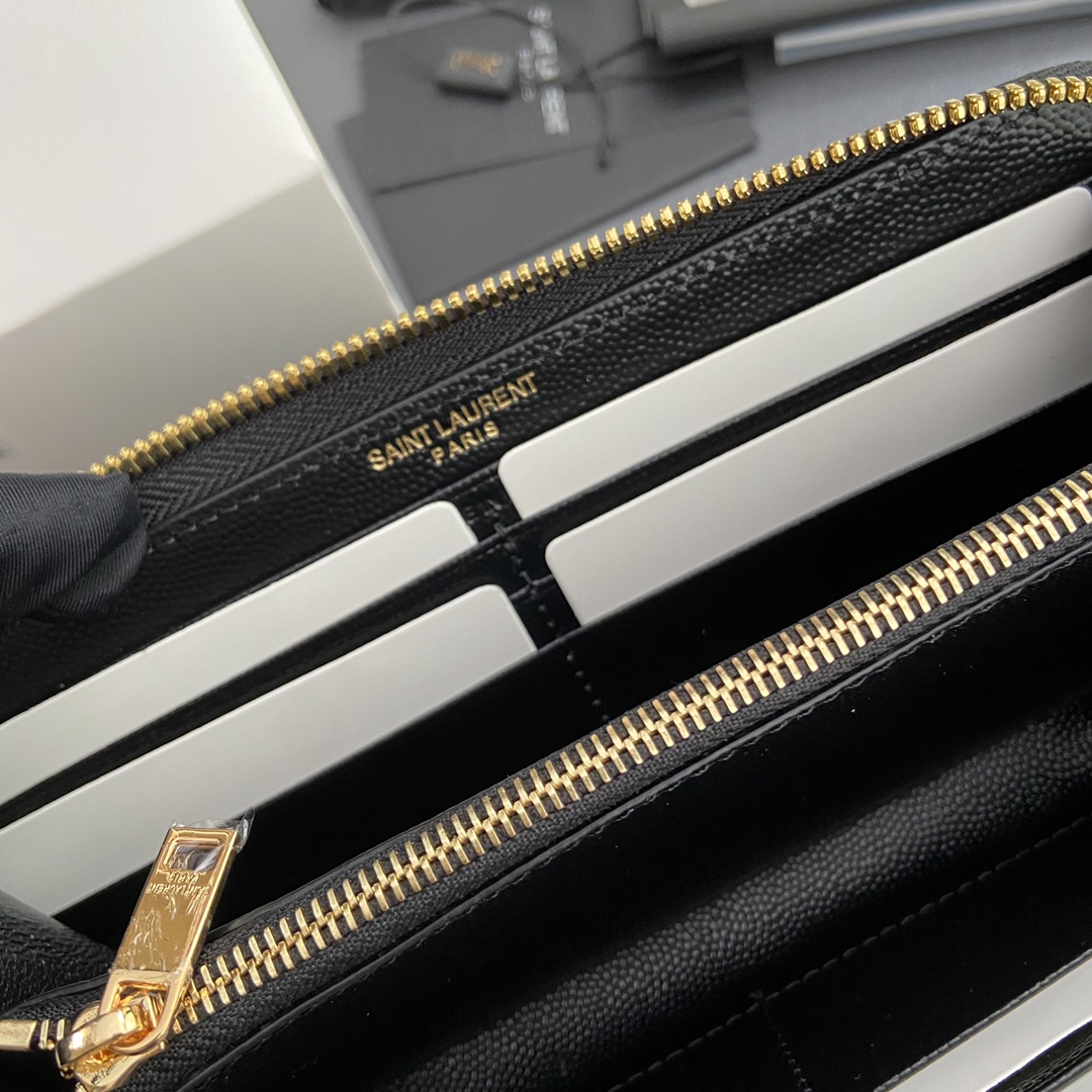 Saint Laurent 五金 MATELASSE翻盖粒面压印皮革环绕式拉链钱包