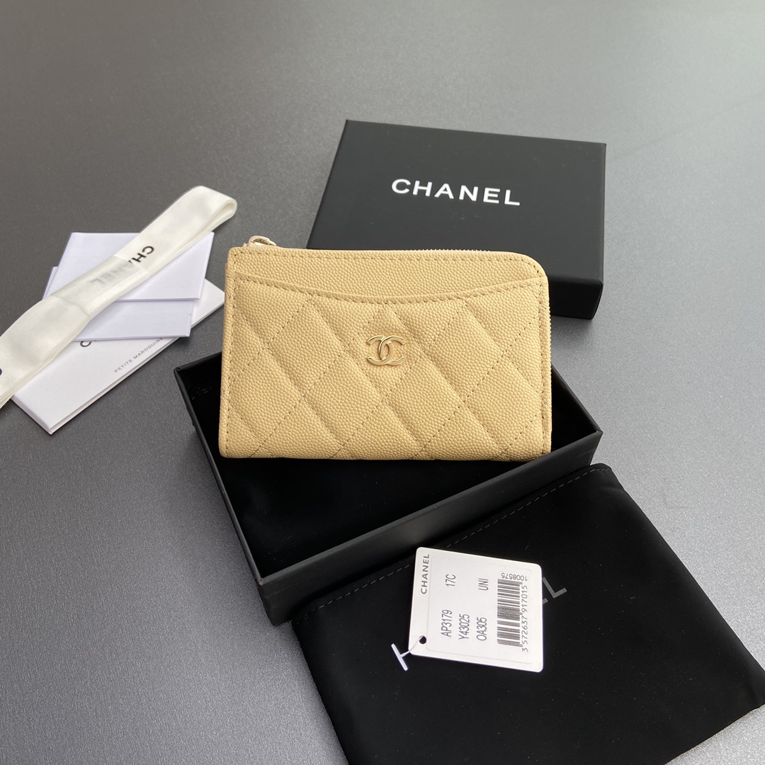 NO:384314,[Excellent hardware original leather] Xiaoxiang small zipper bag card bag series Quilted card bag with iconic metal logo Gold tone metal hardware, special imported Italian leather 6 card granules, 1 small zipper bag Number: 3179 Apricot thin ball gold Size: w13×h9×2cm, Chanel wallet, chanel, wallets19860909【特级五金原厂皮】 小香小拉链包卡包系列 絎縫卡包配以標志性金屬標志 金色調金屬五金,专用意大利进口皮 6個卡糟,1个小拉链袋 编号:3179 杏细球金 尺寸:w13×h9×2cm,香奈儿钱包,chanel,wallets,Bag