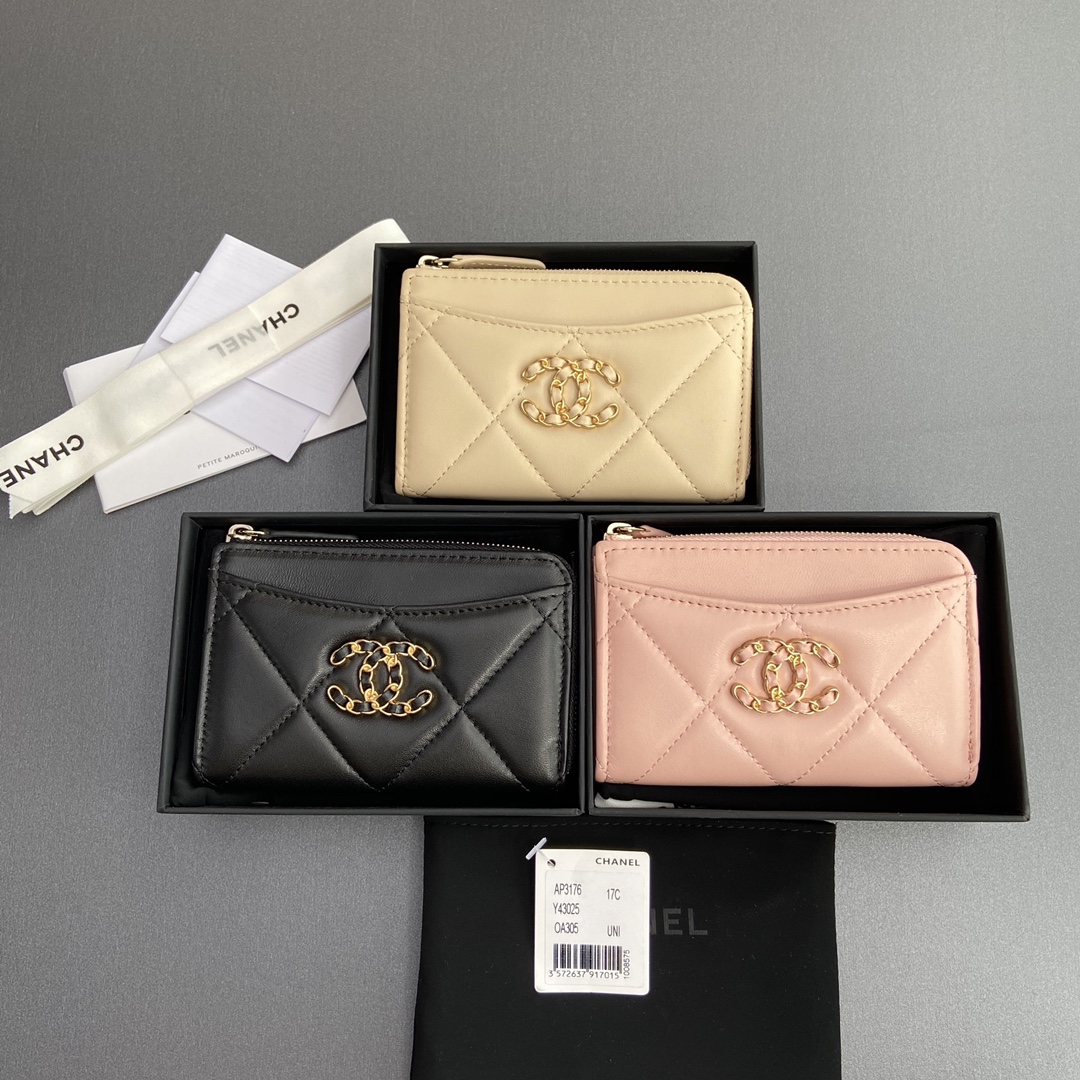 NO:701451,[Special grade hardware original leather] Xiaoxiang small zipper bag card holder series quilted card holder with iconic metal logo No.: 3176 Xiaoxiang combination picture, chanel wallet, chanel, wallets19860909【特级五金原厂皮】 小香小拉链包卡包系列 絎縫卡包配以標志性金屬標志 编号:3176 小香組合圖,chanel钱包,chanel,wallets,欧美剧