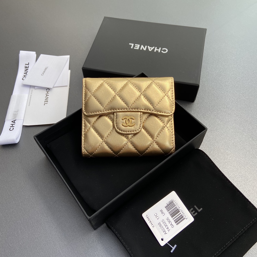 NO:182940,[Imported leather from Italy] Special gold sheep leather Gold tone metal hardware 6 card slots 1 banknote compartment 1 change zipper bag No.: 82288 Size: w10.5×h11.5×d3cm, Chanel wallet, chanel, wallets, sheepskin19860909【意大利進口皮】 特製金色羊皮革 金色調金屬五金 6個卡片槽 1個鈔票隔層 1個零錢拉鏈袋 编号:82288 尺寸:w10.5×h11.5×d3cm,香奈儿钱包,chanel,wallets,sheepskin,Bag