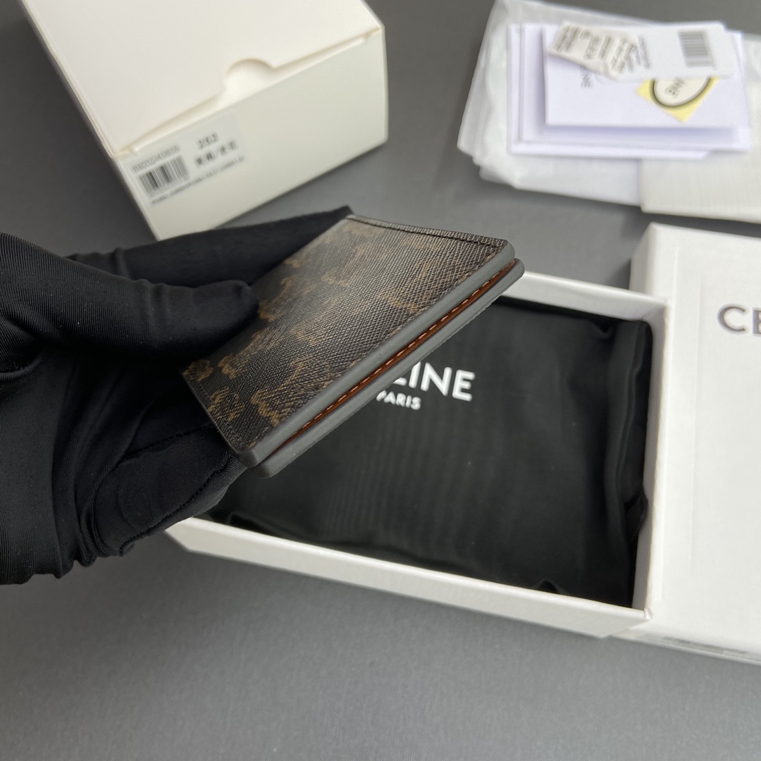 Celine TRIOMPHE标志印花橫款卡包/進口牛皮革包邊/2024小赛