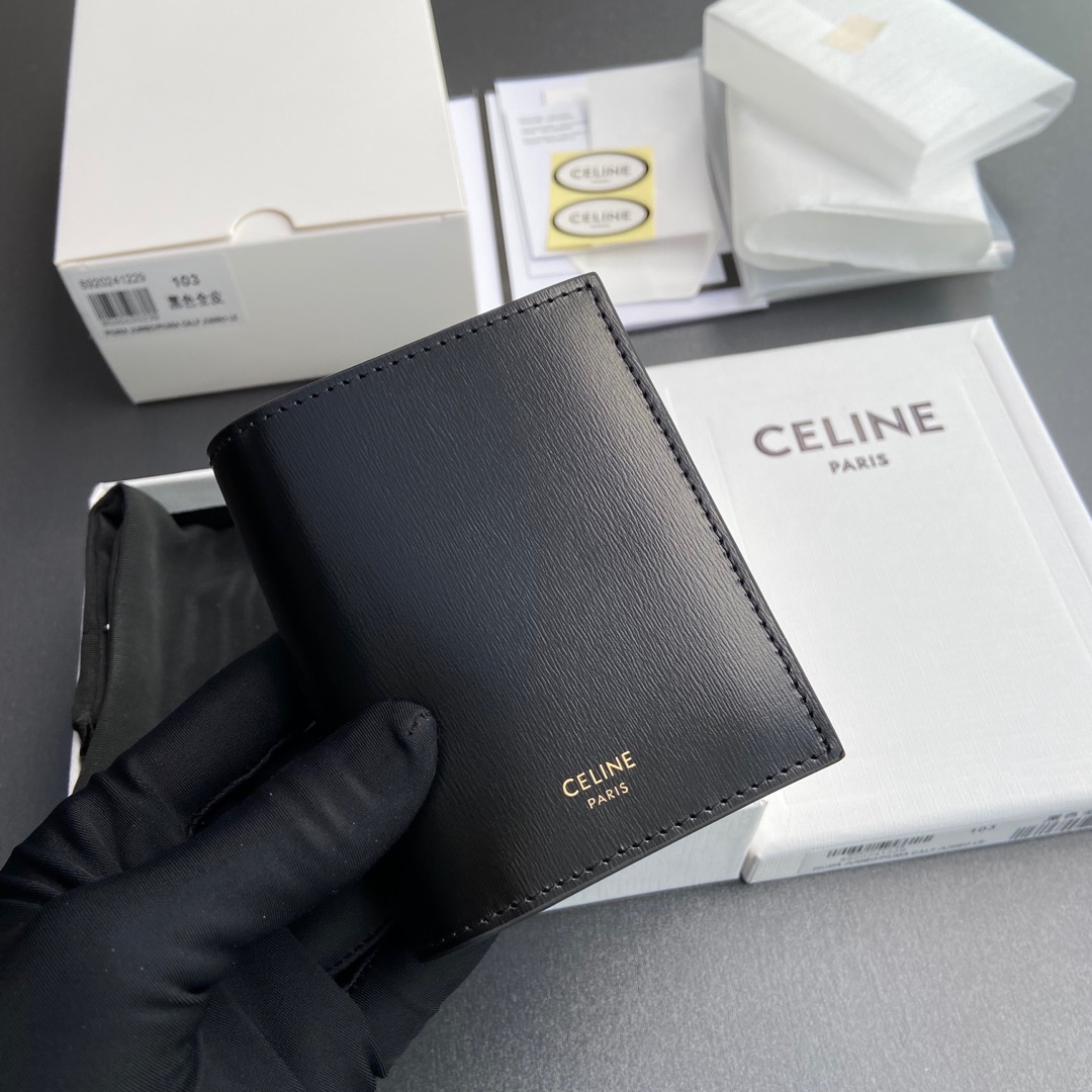 Celine 纯钢五金 TRIOMPHE標志性短款錢包编号:10M 103 FVO.38NO 102