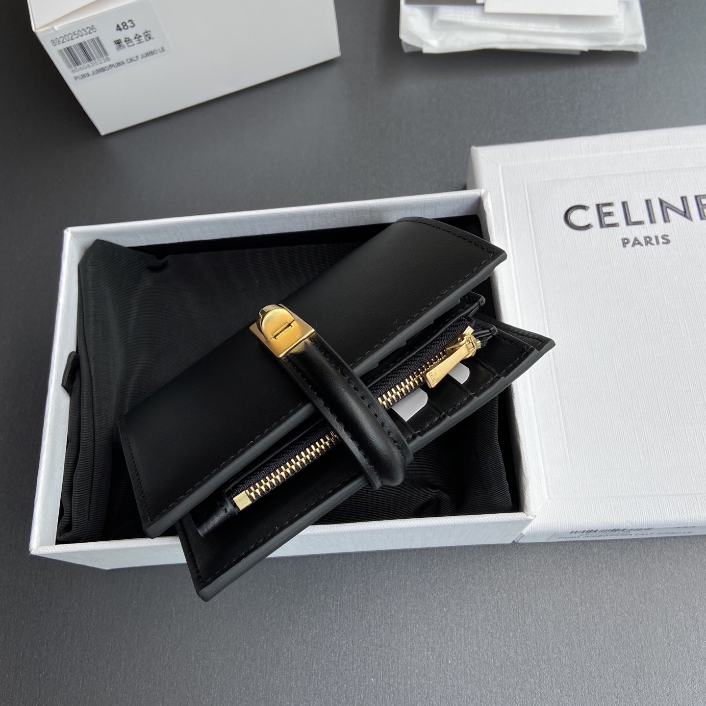 Celine 纯钢五金 TRIOMPHE16亮泽牛皮革錢包