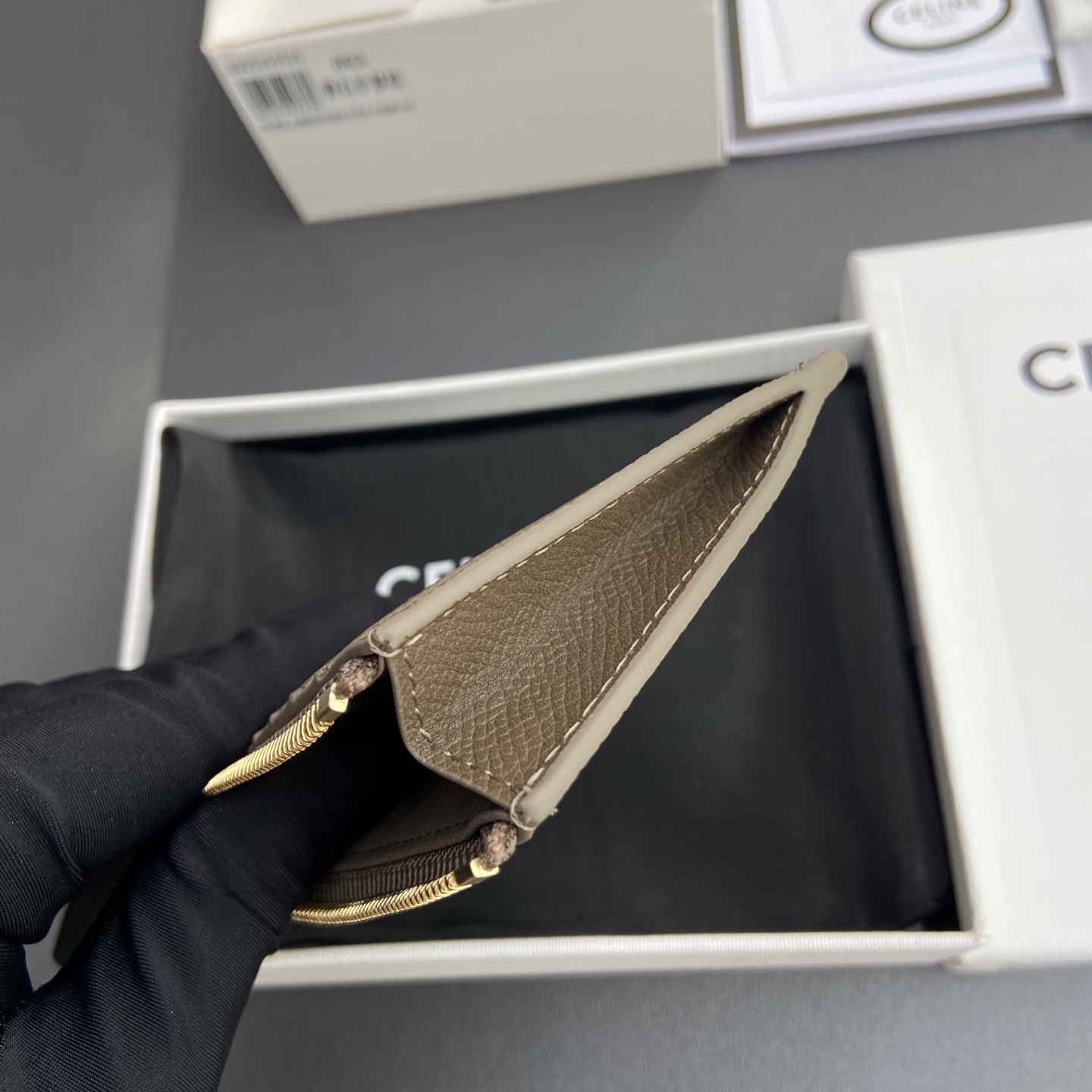 Celine Essentials Zip Card Holder in Grained Leather - Compact & Stylish 9 i1748937933463 1880 0 7