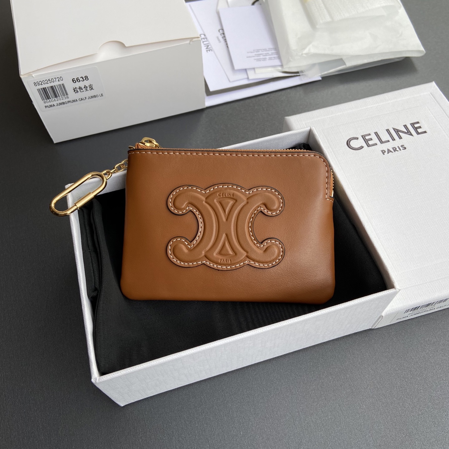 NO:340149,[Excellent imported original leather] TRIOMPHE smooth cowhide leather change card bag Lining fabric Gold metal parts Zipper lock 1 screw keychain No.: 10C663BTA.38NO 663 Yellow-brown full leather Size: w13×h9.5cm, Celine wallet, celine, wallets, cowhide19860909【特级进口原厂皮】 TRIOMPHE光滑牛皮革零錢卡片包 襯裡織物 金色金屬件 拉鏈鎖閉 1個螺絲鑰匙扣 编号:10C663BTA.38NO 663  黃褐全皮 尺寸:w13×h9.5cm,赛琳钱包,celine,wallets,cowhide,Bag