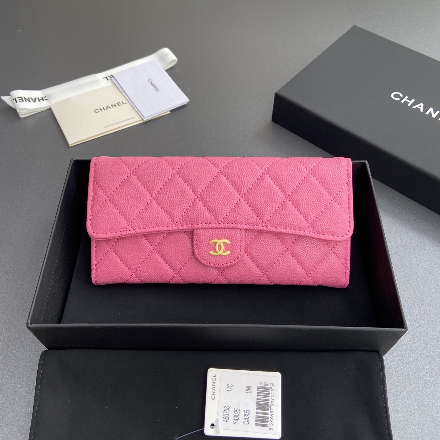 NO:673546,Xiaoxiang imported Italian grained calfskin Item number: A80758 Price Size: w19×h10.5×3cm Color: plum red fine ball grain leather gold steel mark, chanel wallet, chanel, wallets, cowhide19860909小香进口意大利颗粒小牛皮 货号:A80758 价格 尺寸:w19×h10.5×3cm 颜色:梅紅细球纹皮金色钢唛,chanel钱包,chanel,wallets,cowhide,欧美剧