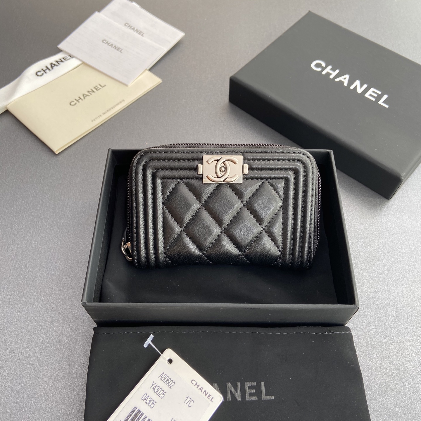 NO:581716,Xiaoxiang imported Italian leather Item number: A80602 Price: Size: w11×h7.5×d2cm Color: black sheepskin silver hardware, Chanel wallet, chanel, wallets, sheepskin19860909小香进口意大利皮 货号:A80602 价格: 尺寸:w11×h7.5×d2cm 颜色:黑色羊皮銀色五金,香奈儿钱包,chanel,wallets,sheepskin,Bag